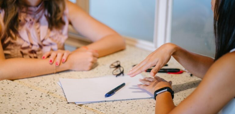 Optimized-pexels-mentatdgt-1311518-min